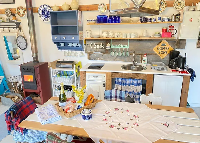 Дом отдыха Caloroczny Blisko Lasu I Morza Na Urokliwej Dzialce 4300 M2 *