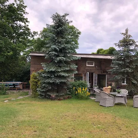 Caloroczny Blisko Lasu I Morza Na Urokliwej Dzialce 4300 M2 Vakantiehuis