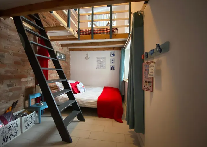 בית נופש Caloroczny Blisko Lasu I Morza Na Urokliwej Dzialce 4300 M2 גדנסק